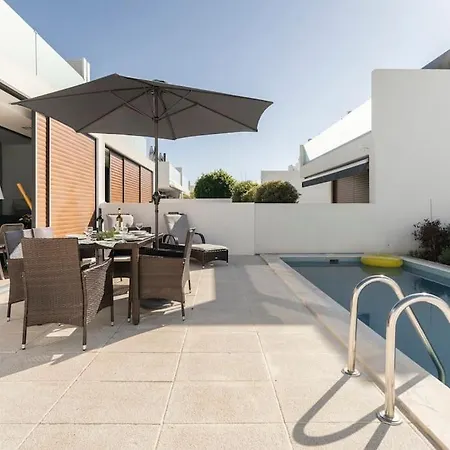 Luis With Heated Swimming Pool